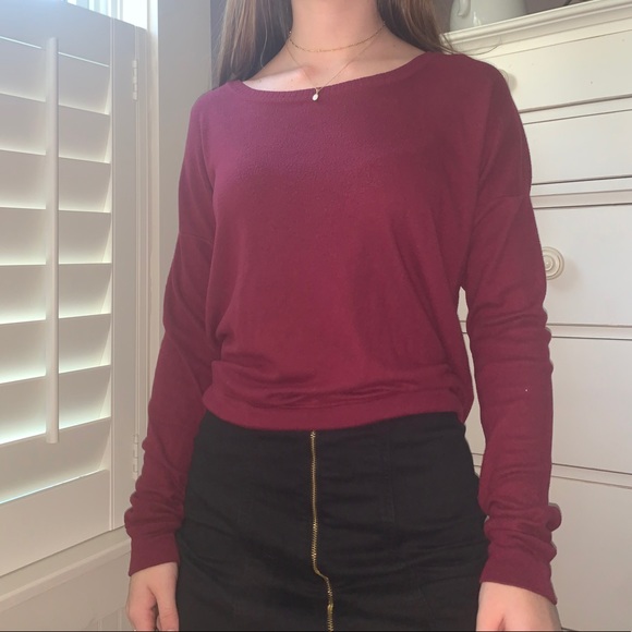 Super soft maroon sweater - Picture 3 of 5